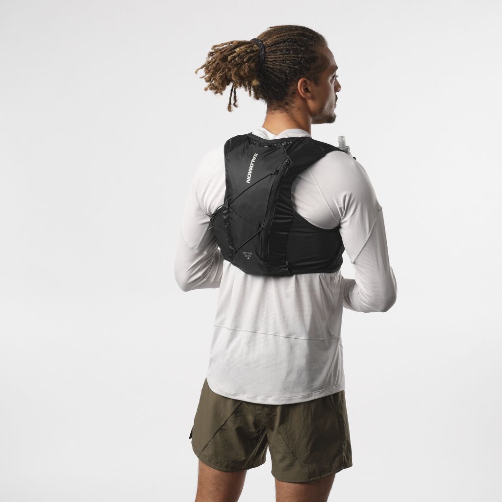 Salomon Act Skin 4 No Flasks - Juoksuliivi | Intersport [Musta]
